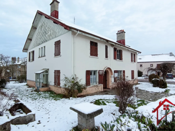 Ancienne ferme à rénover à Beauménil - 153 m2 avec terrain