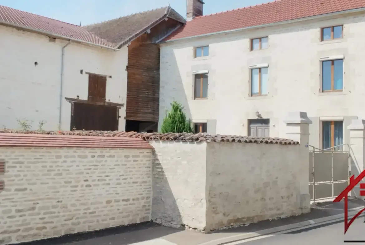 Maison de village rénovée 160 m² à Champignol lez Mondeville 