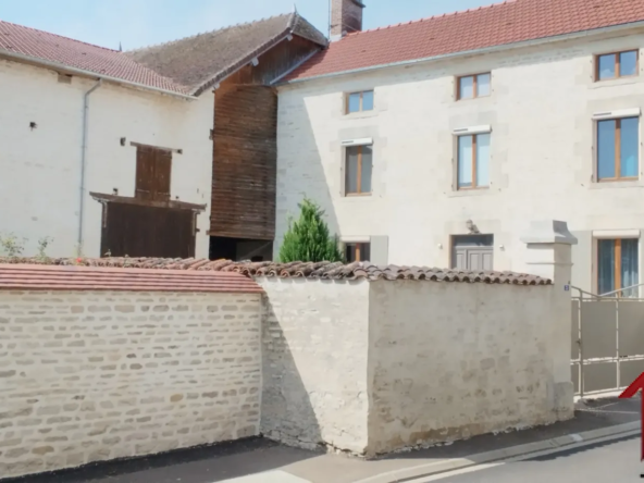 Maison de village rénovée 160 m² à Champignol lez Mondeville