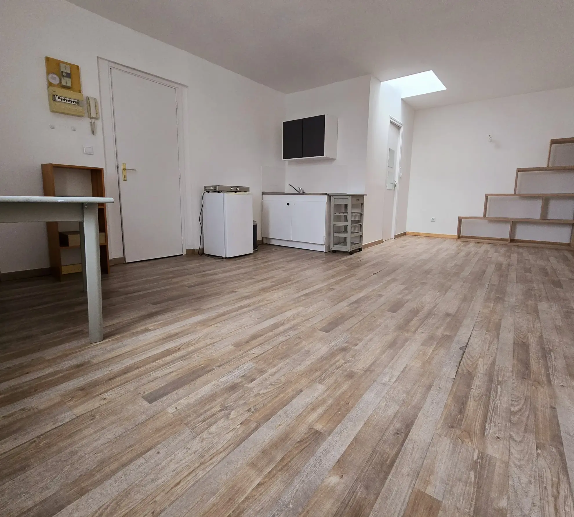 À vendre : Studio lumineux et rénové au cœur du Vieux-Lille 