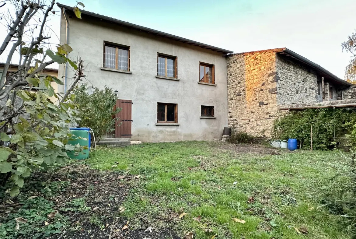 Maison à vendre au Cendre - 116 m² à rénover 