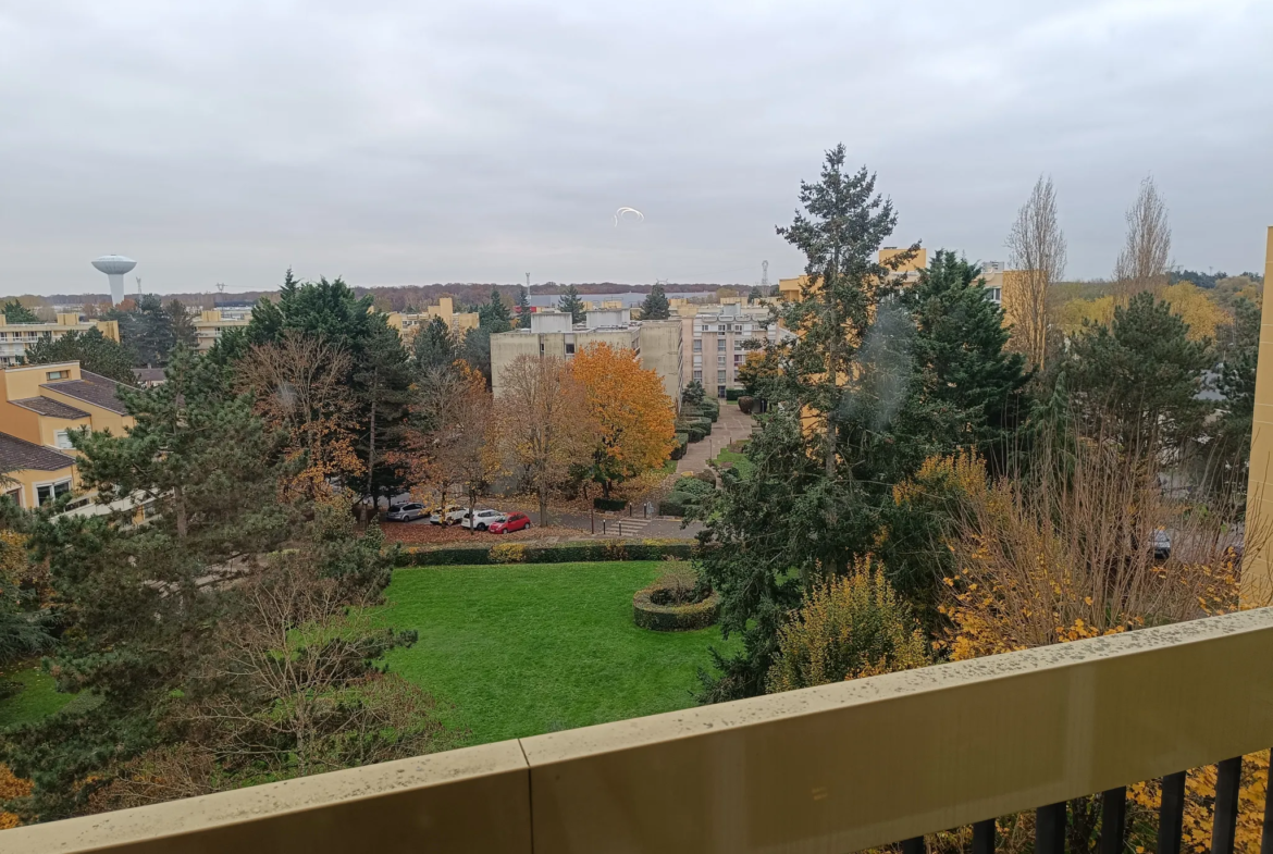 Bel appartement de 84 m² à Elancourt avec vue dégagée 