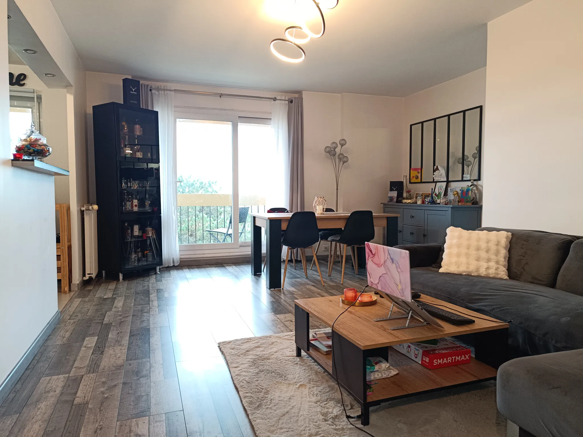 Bel appartement de 84 m² à Elancourt avec vue dégagée 