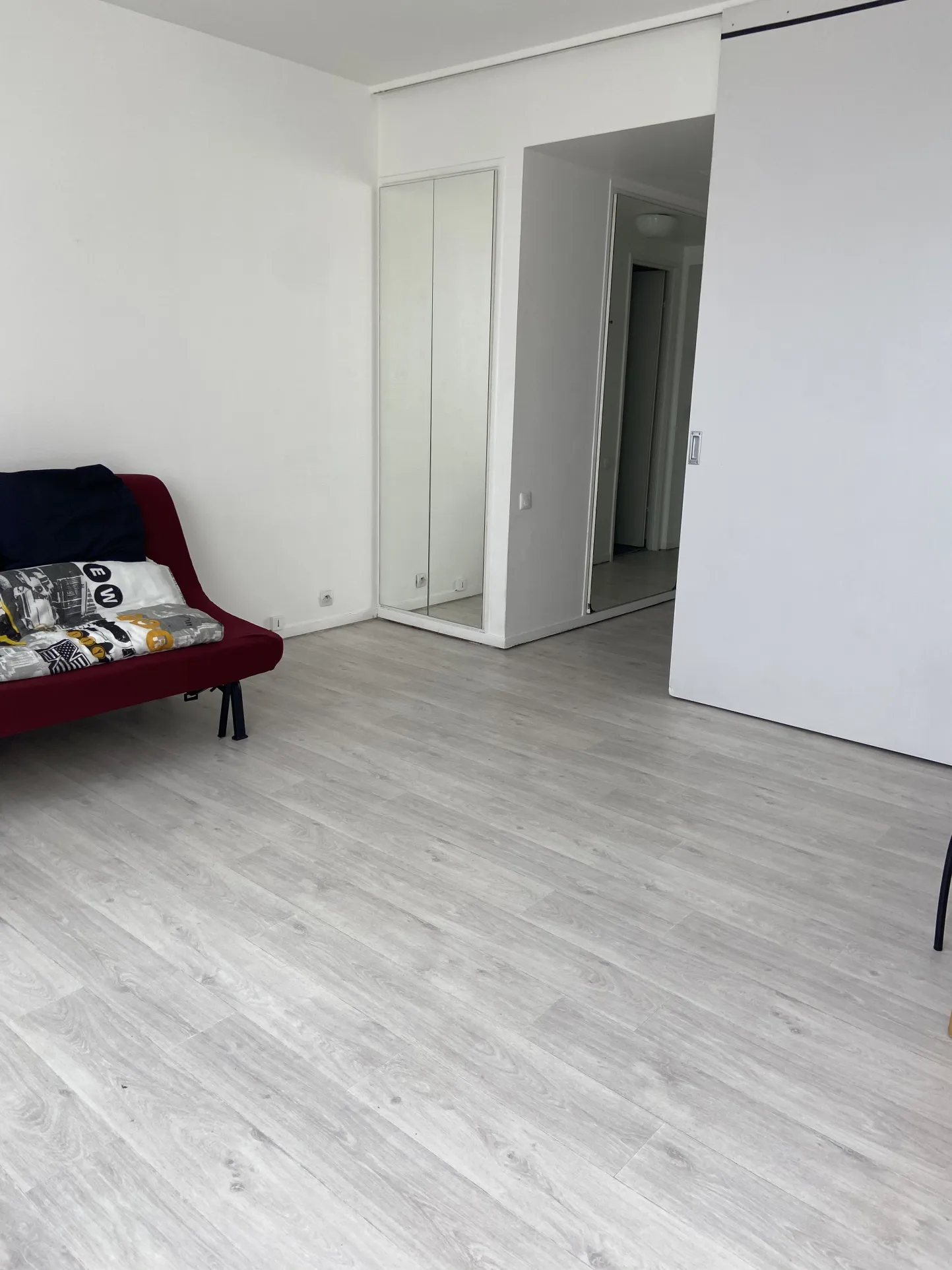 Studio en vente à Puteaux avec vue exceptionnelle sur Paris 