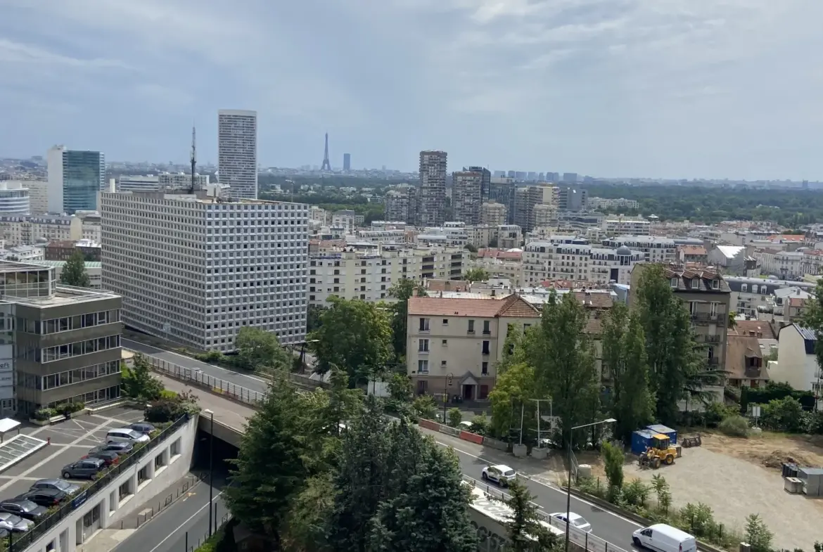 Studio en vente à Puteaux avec vue exceptionnelle sur Paris 