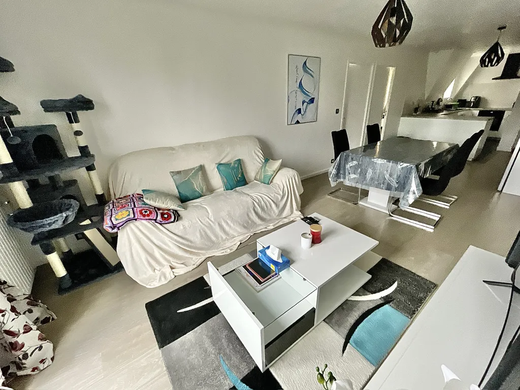 À vendre : Appartement neuf de 61,3 m² à Boissy St Léger - 275,000 € 