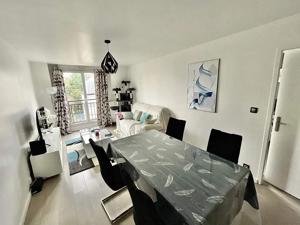 À vendre : Appartement neuf de 61,3 m² à Boissy St Léger - 275,000 € 