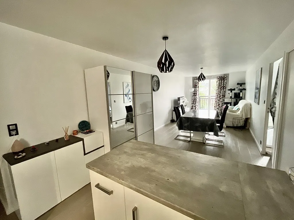 À vendre : Appartement neuf de 61,3 m² à Boissy St Léger - 275,000 € 