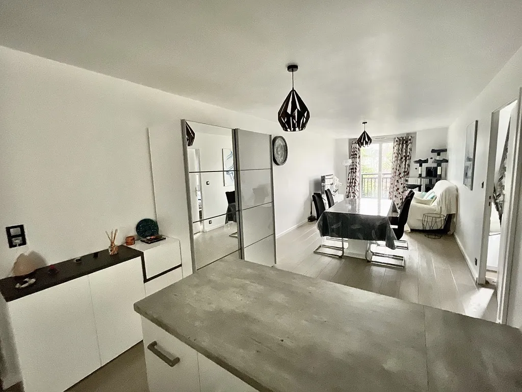 À vendre : Appartement neuf de 61,3 m² à Boissy St Léger - 275,000 € 