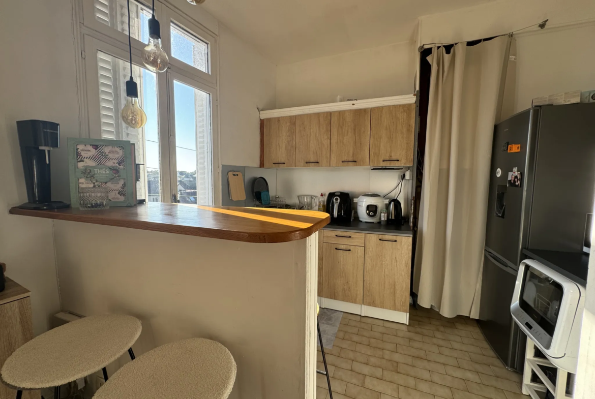 À vendre : Appartement F3 lumineux à Argenteuil avec balcon et vue 