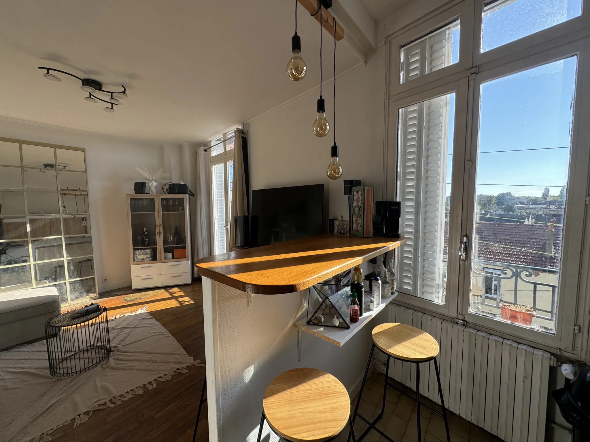 À vendre : Appartement F3 lumineux à Argenteuil avec balcon et vue 