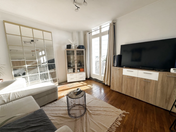 À vendre : Appartement F3 lumineux à Argenteuil avec balcon et vue