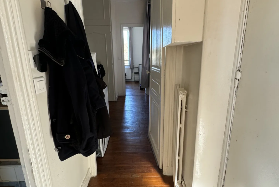 À vendre : Appartement F3 lumineux à Argenteuil avec balcon et vue 