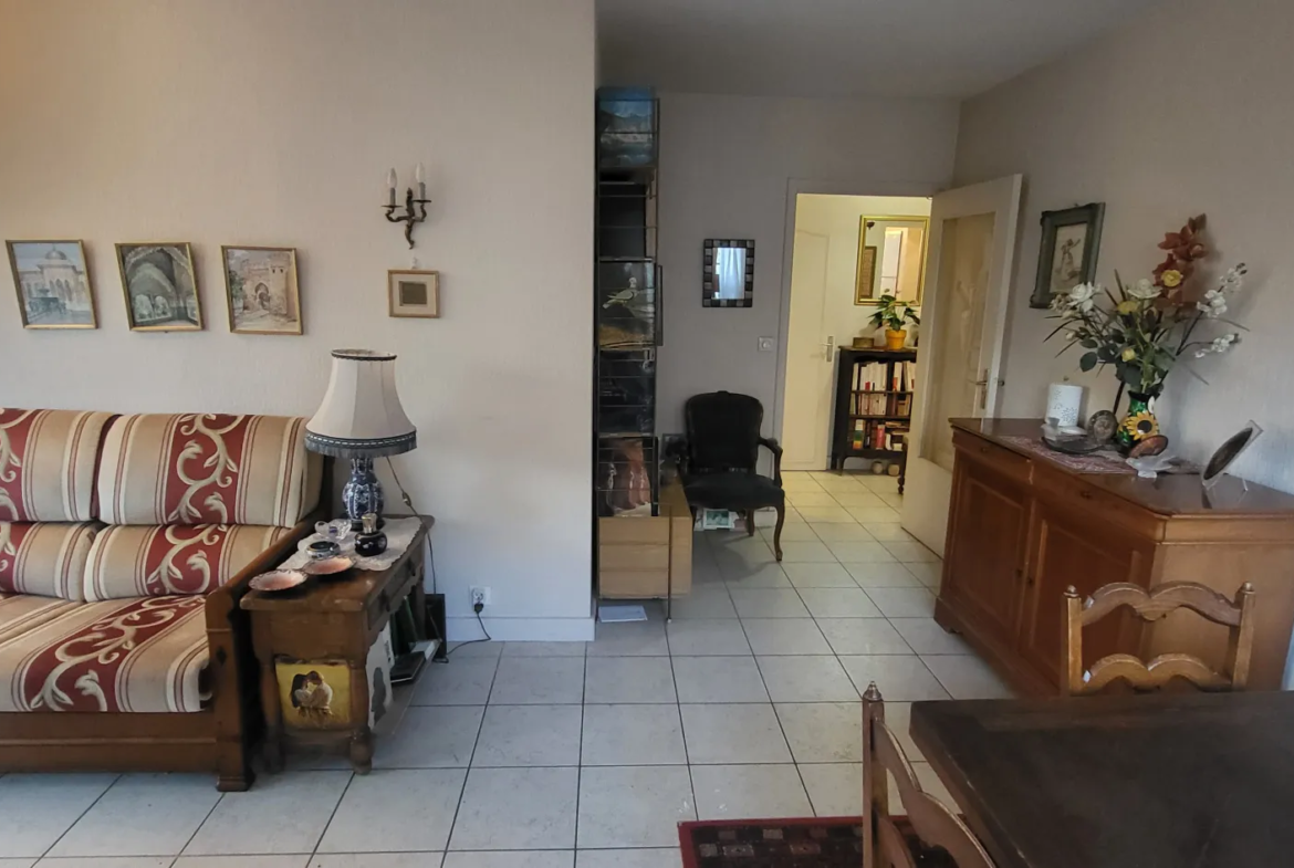 À vendre : Appartement 2 pièces au Chesnay Rocquencourt proche du parc 