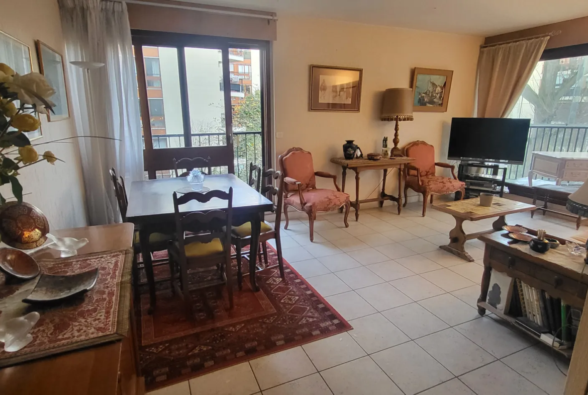 À vendre : Appartement 2 pièces au Chesnay Rocquencourt proche du parc 