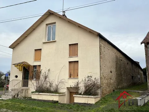 Ferme F5 de 97 m² sur terrain de 887 m² à Troischamps