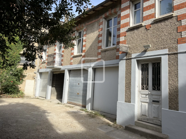 Bel Appartement Spacieux et Lumineux à Poitiers