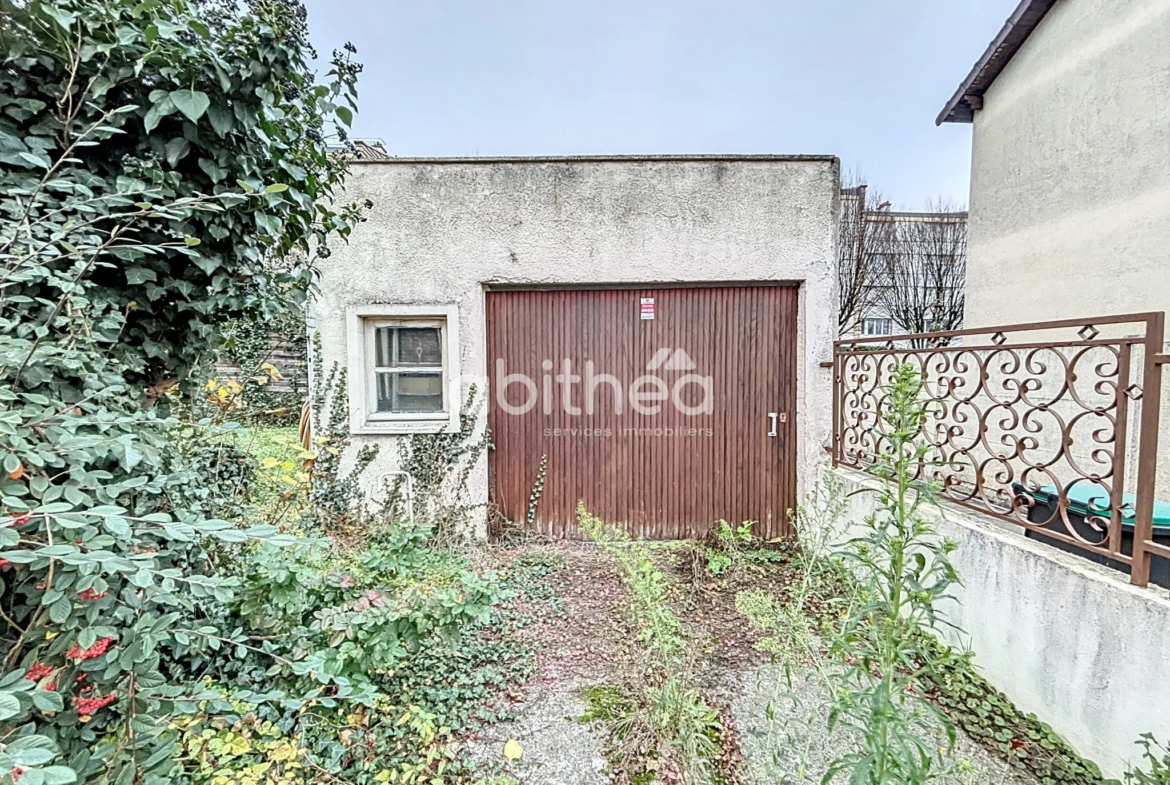 Maison 3 pièces duplex avec terrain et box à Choisy-le-Roi 