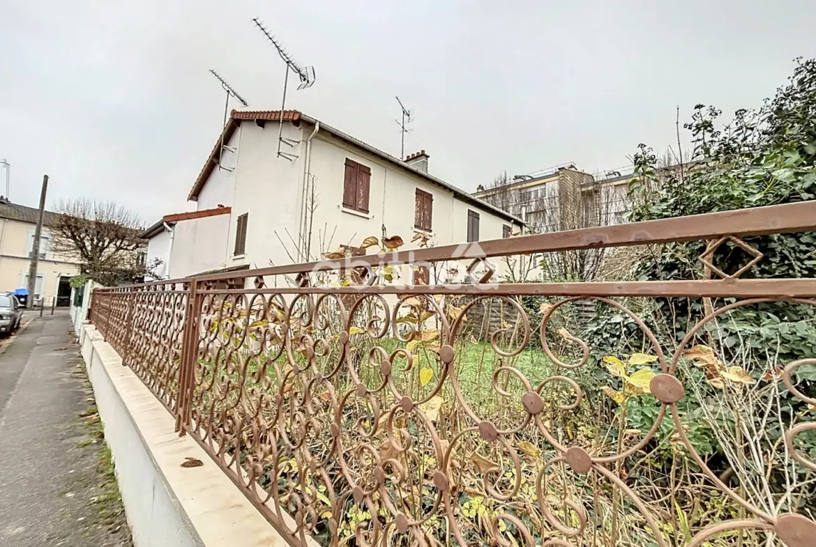 Maison 3 pièces duplex avec terrain et box à Choisy-le-Roi 