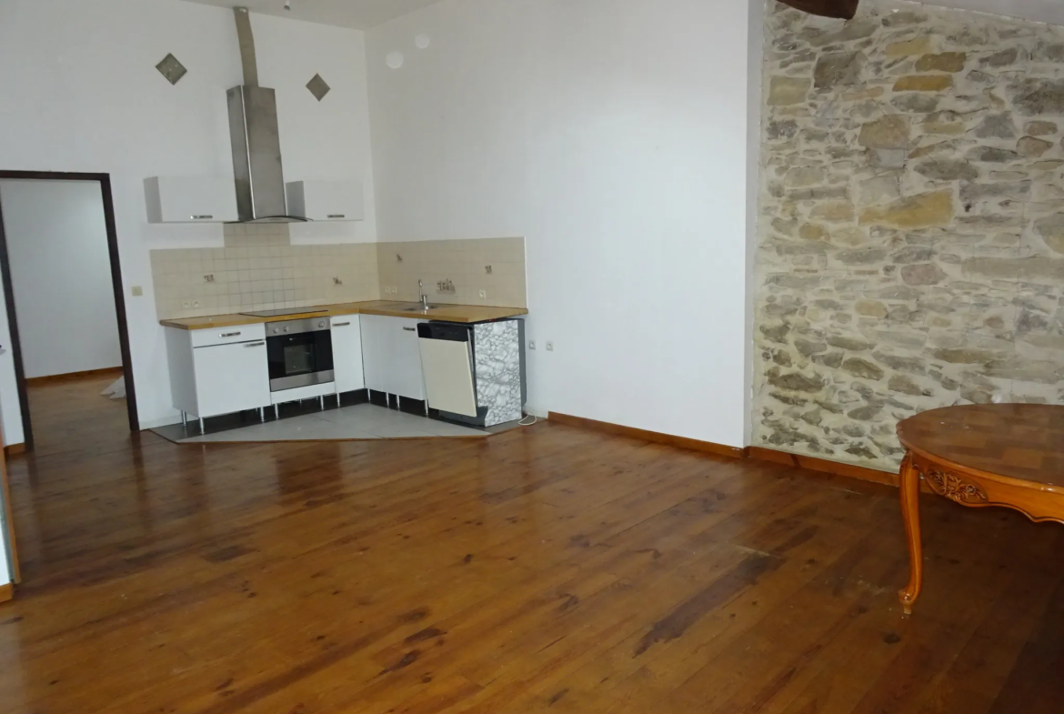 Immeuble avec 3 appartements à Pepieux, Minervois 