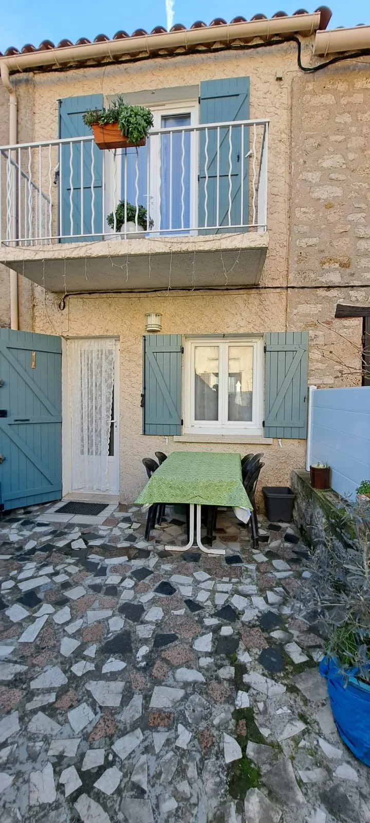 Maison rénovée avec terrasse et balcon à Saint Laurent du Verdon 