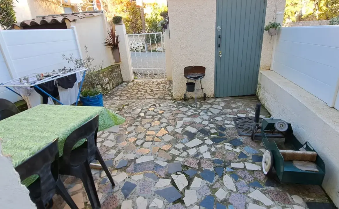 Maison rénovée avec terrasse et balcon à Saint Laurent du Verdon 