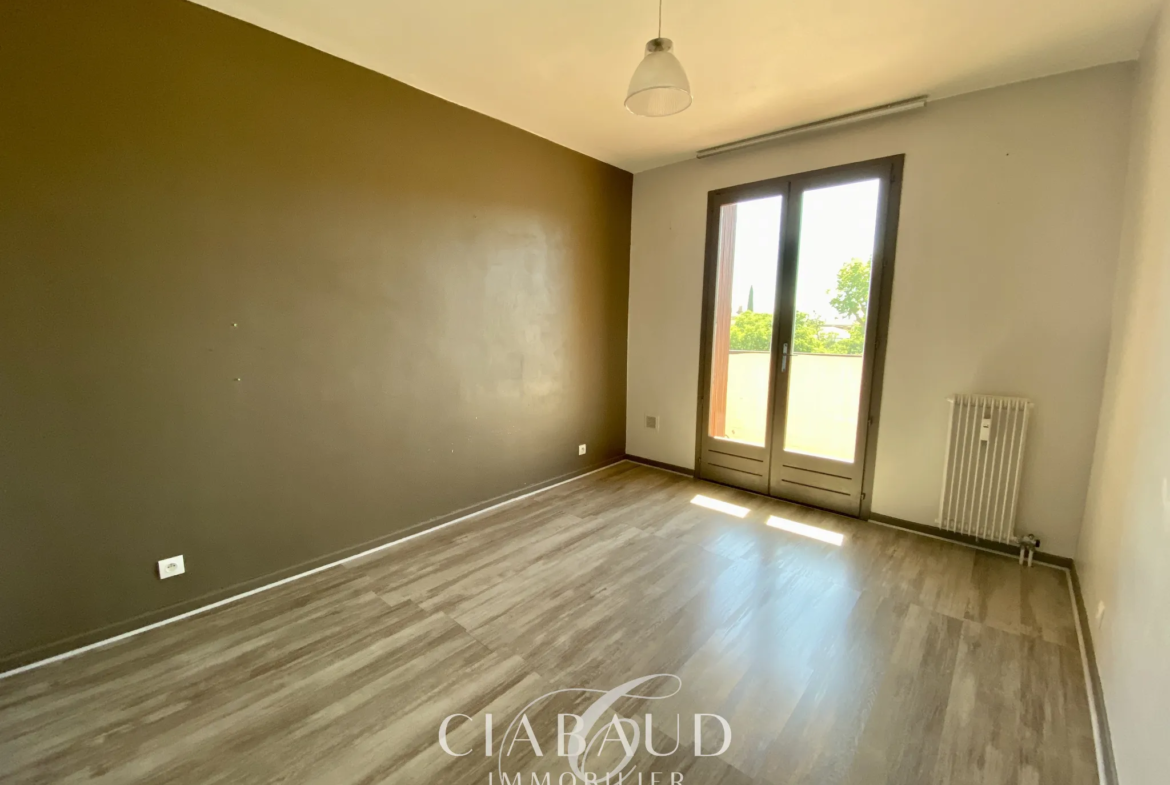 Appartement T2 44,65 m² avec balcon et cave à Aix-en-Provence 