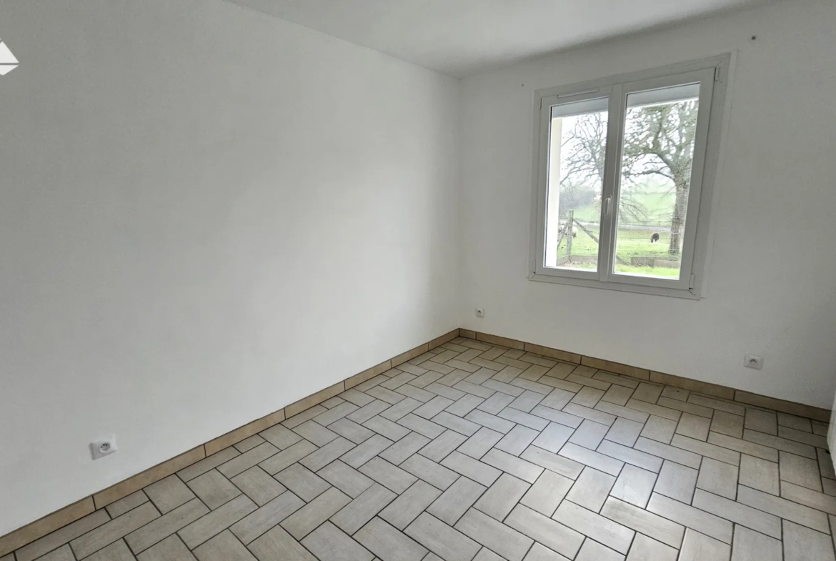 Vente maison plain-pied 3 chambres - Longueville sur Scie 