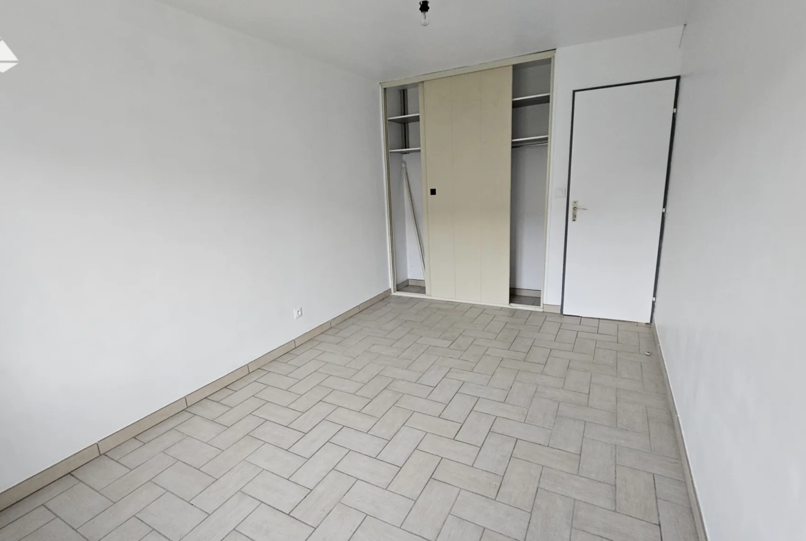 Vente maison plain-pied 3 chambres - Longueville sur Scie 