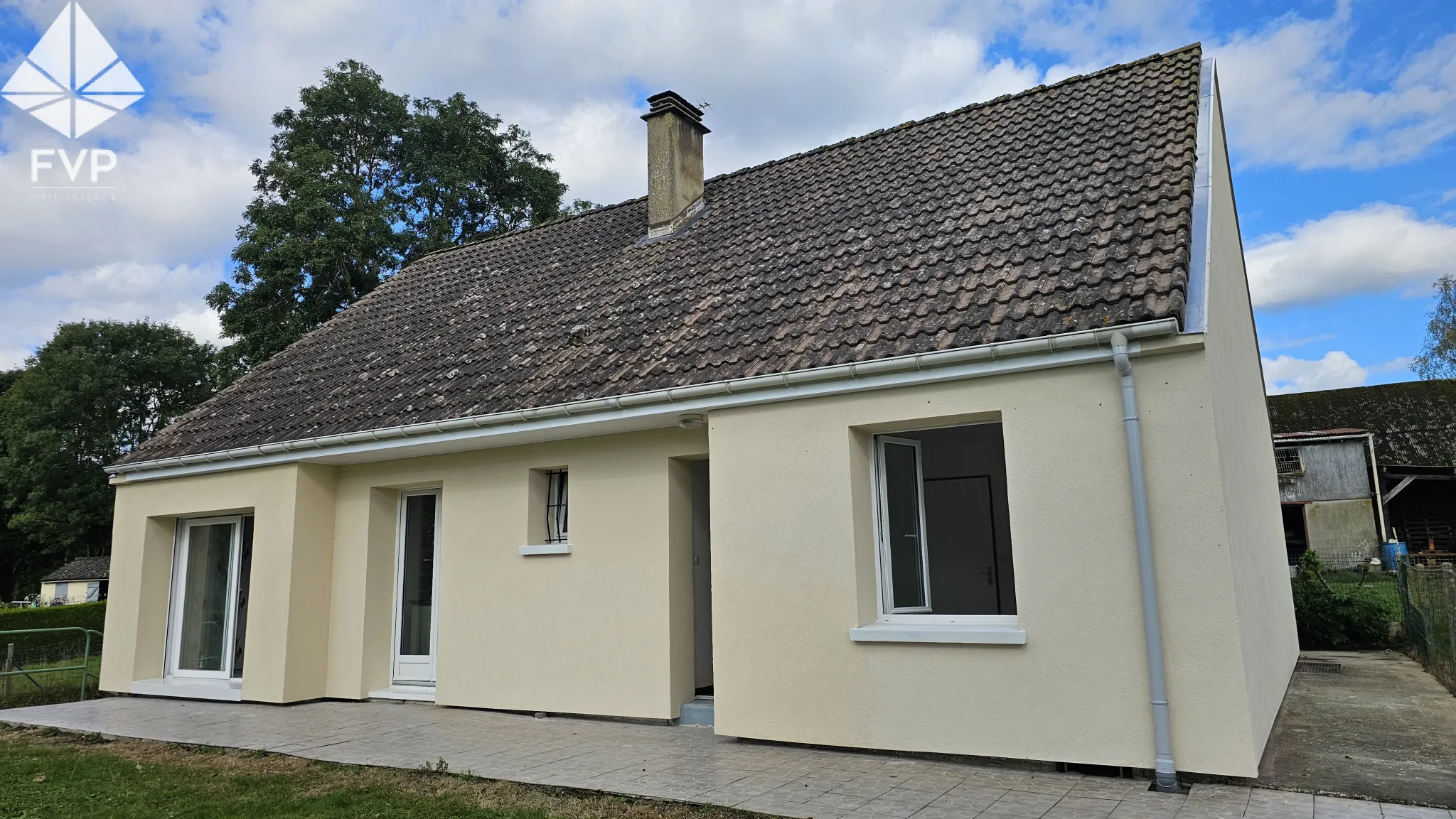 Vente maison plain-pied 3 chambres - Longueville sur Scie 