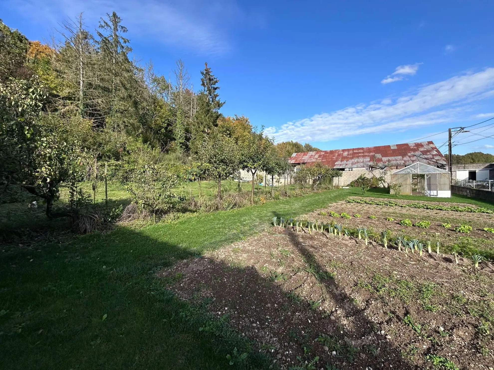 Longère avec deux maisons à 35 min d'Amiens à Airaines 