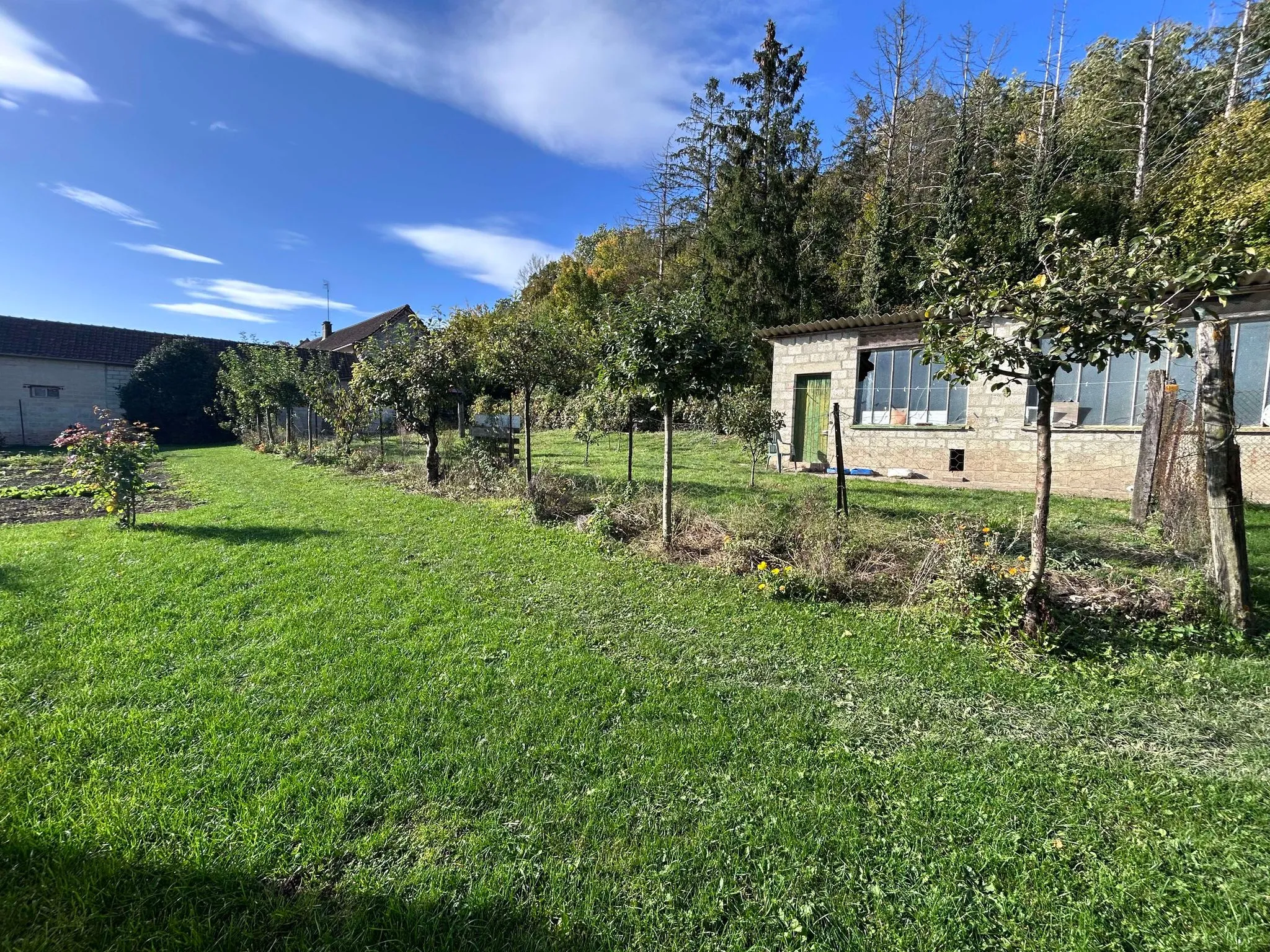 Longère avec deux maisons à 35 min d'Amiens à Airaines 