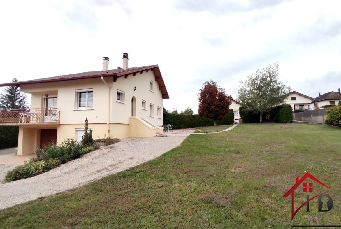 Maison spacieuse à Marchon sur terrain piscinable 