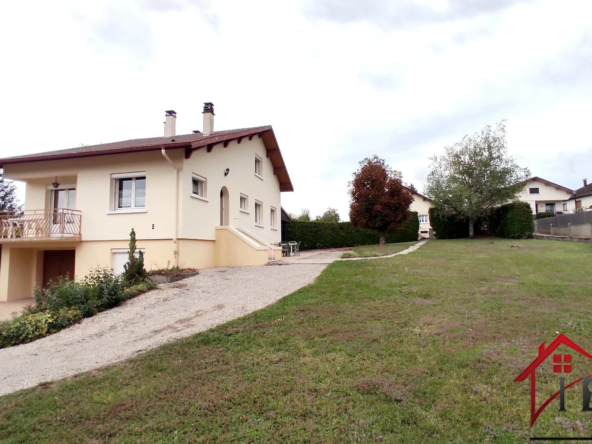 Maison spacieuse à Marchon sur terrain piscinable