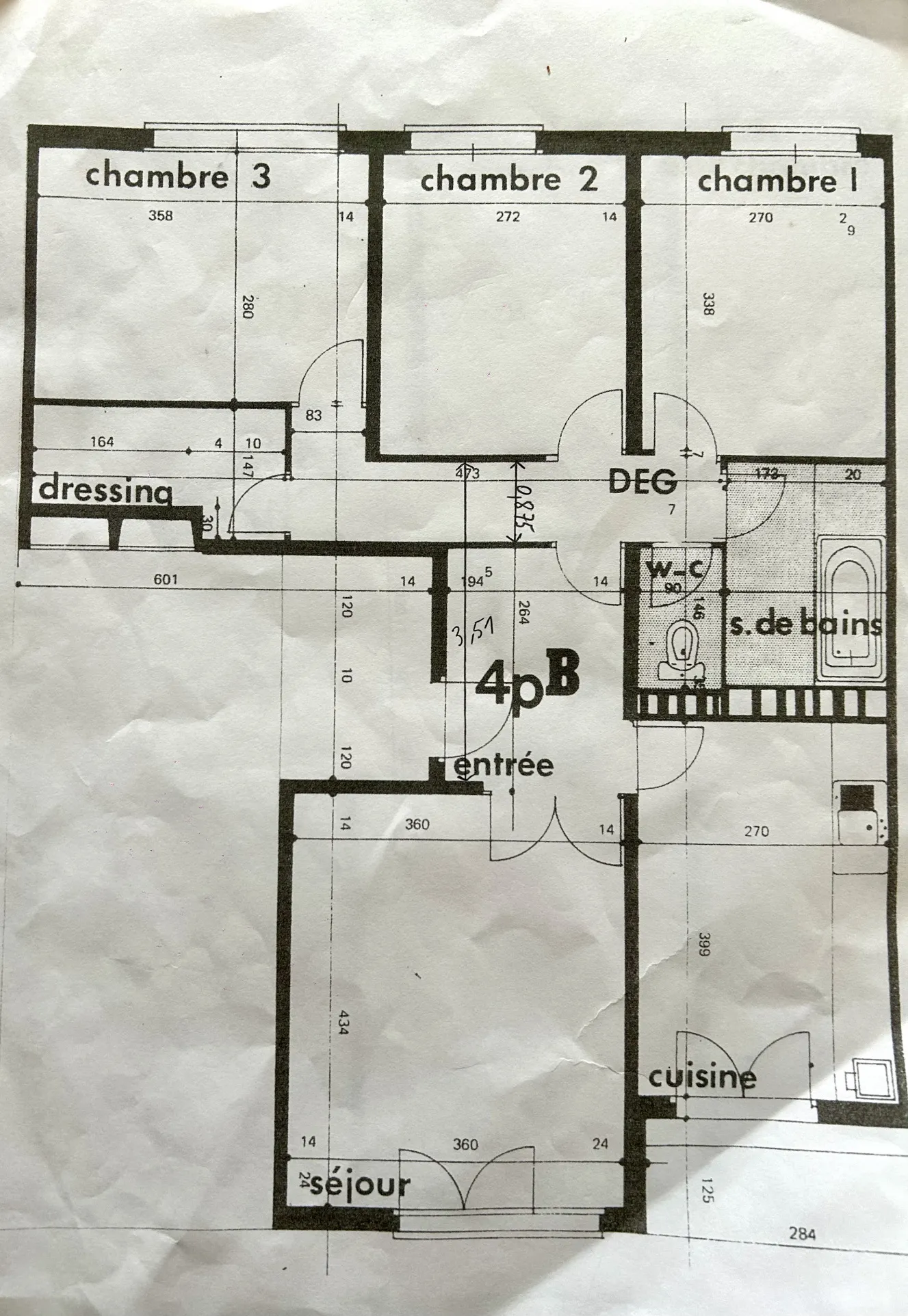 APPARTEMENT À VENDRE À BROU-SUR-CHANTERENE 