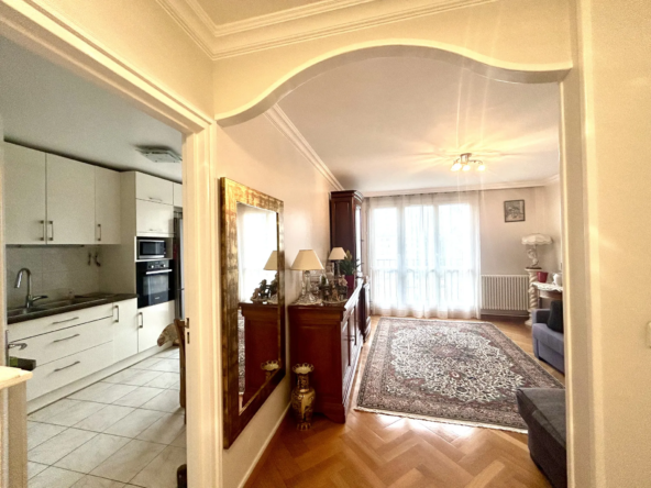 APPARTEMENT À VENDRE À BROU-SUR-CHANTERENE