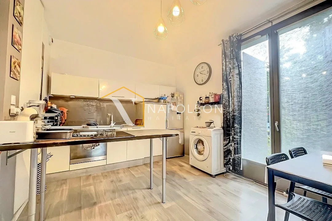 À vendre : Appartement T3 avec terrasses et parking à Loos 