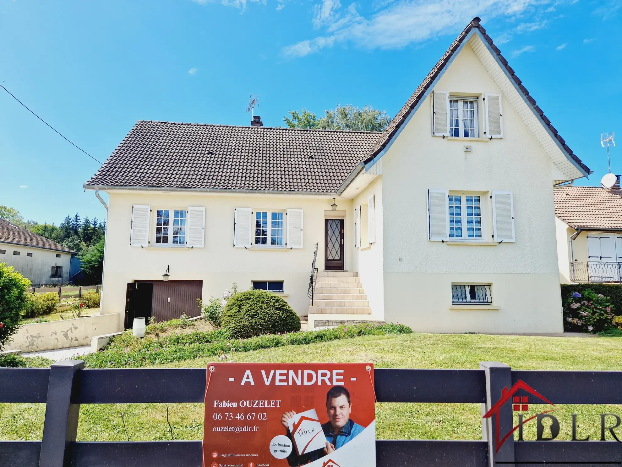 Pavillon de 190 m² avec jardin à Guyonvelle 