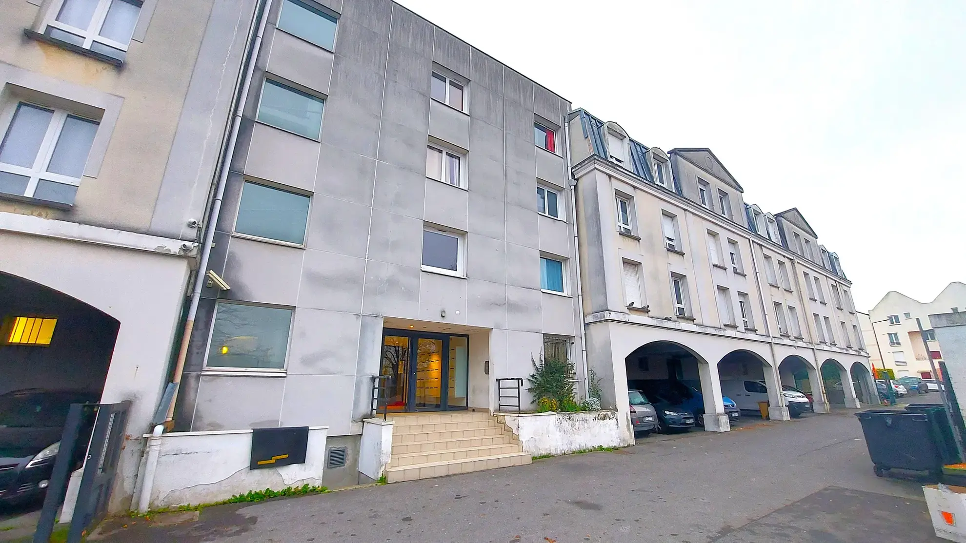 Appart T1 à Cergy Saint-Christophe - Bail Meublé en Cours 