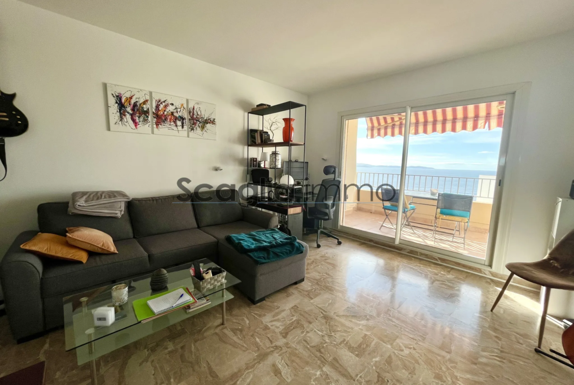 À vendre : Appartement T2 avec terrasse et vue mer à Ajaccio 