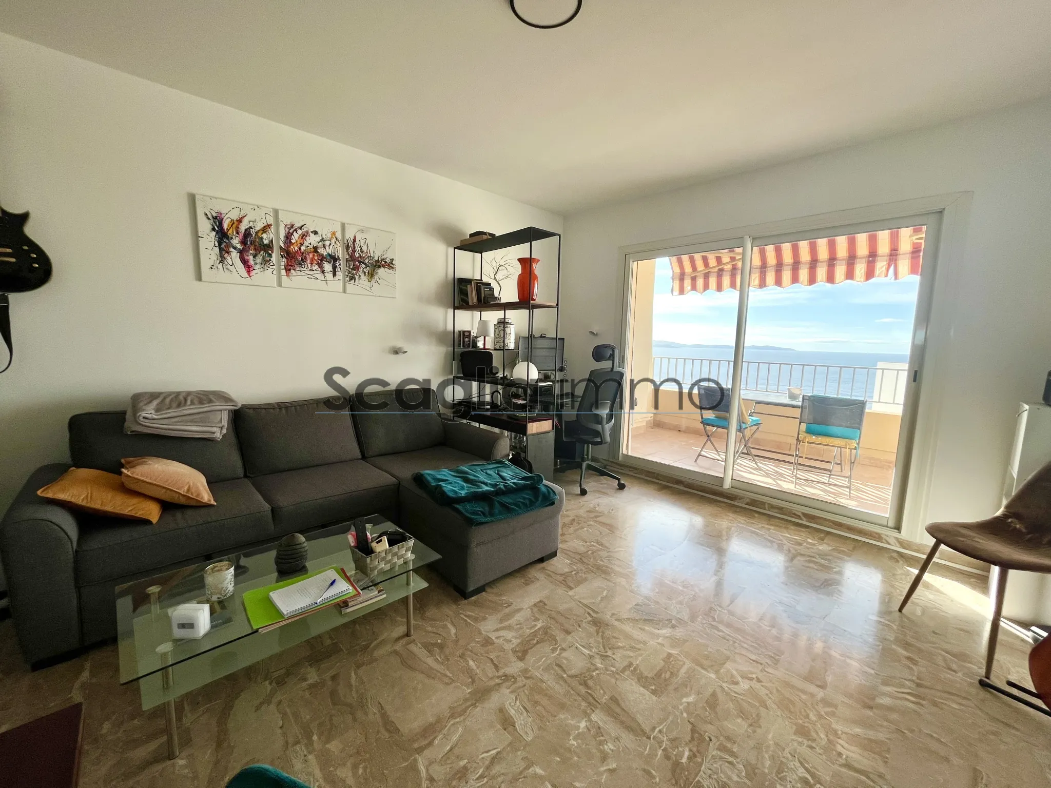 À vendre : Appartement T2 avec terrasse et vue mer à Ajaccio 