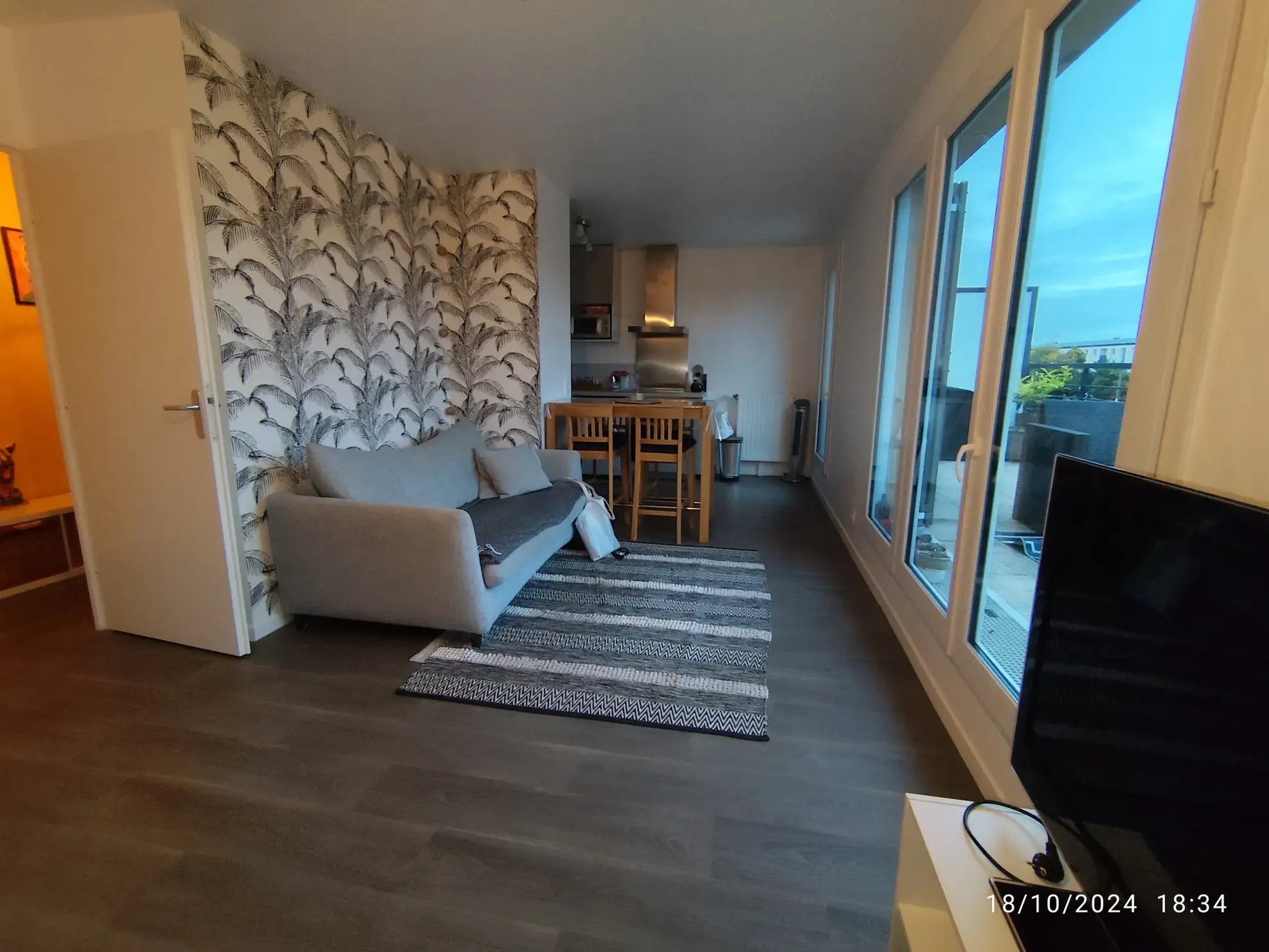 Appartement 2 pièces rénové à Paris 75015 - Idéal pied-à-terre 