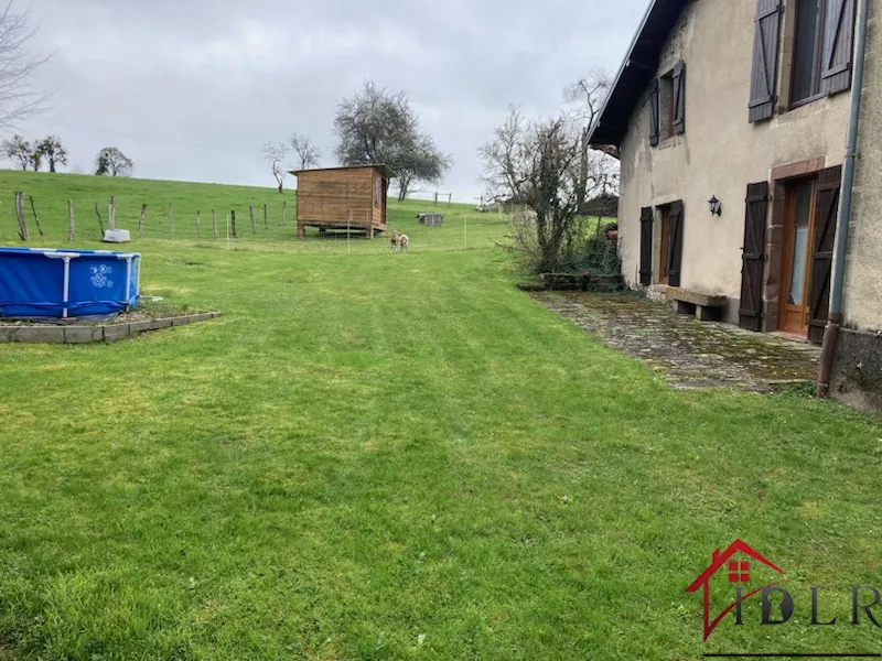 À vendre : Ferme rénovée avec terrain spacieux à Fontenois la ville 