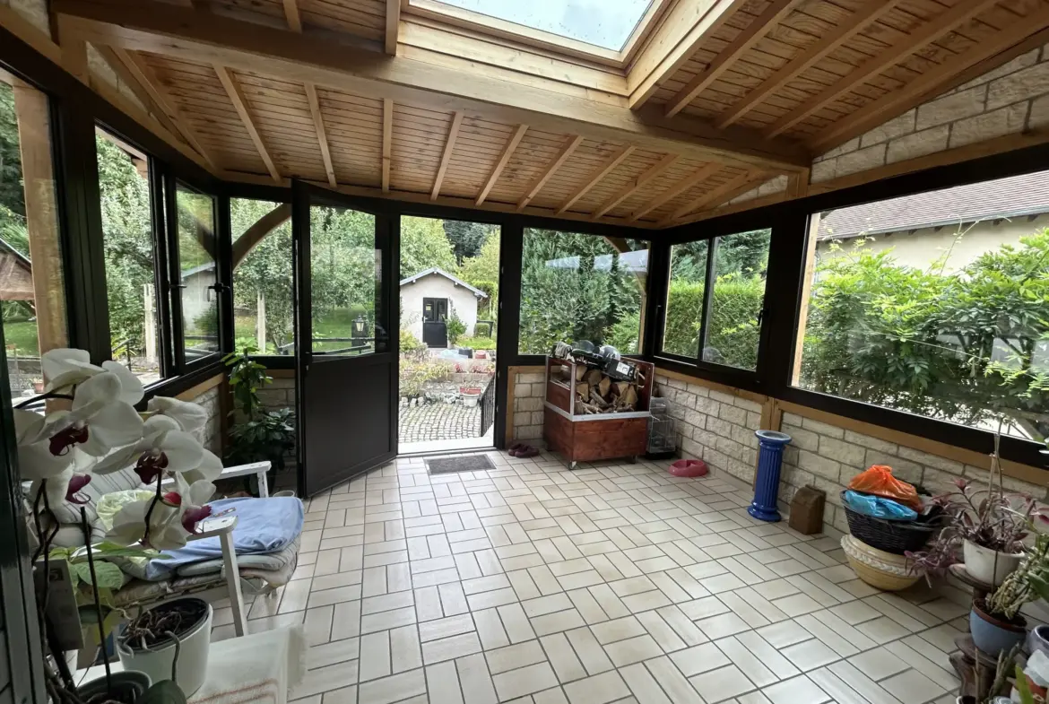 À vendre : Appartement spacieux de 164 m² à Janville-sur-Juine avec jardin 