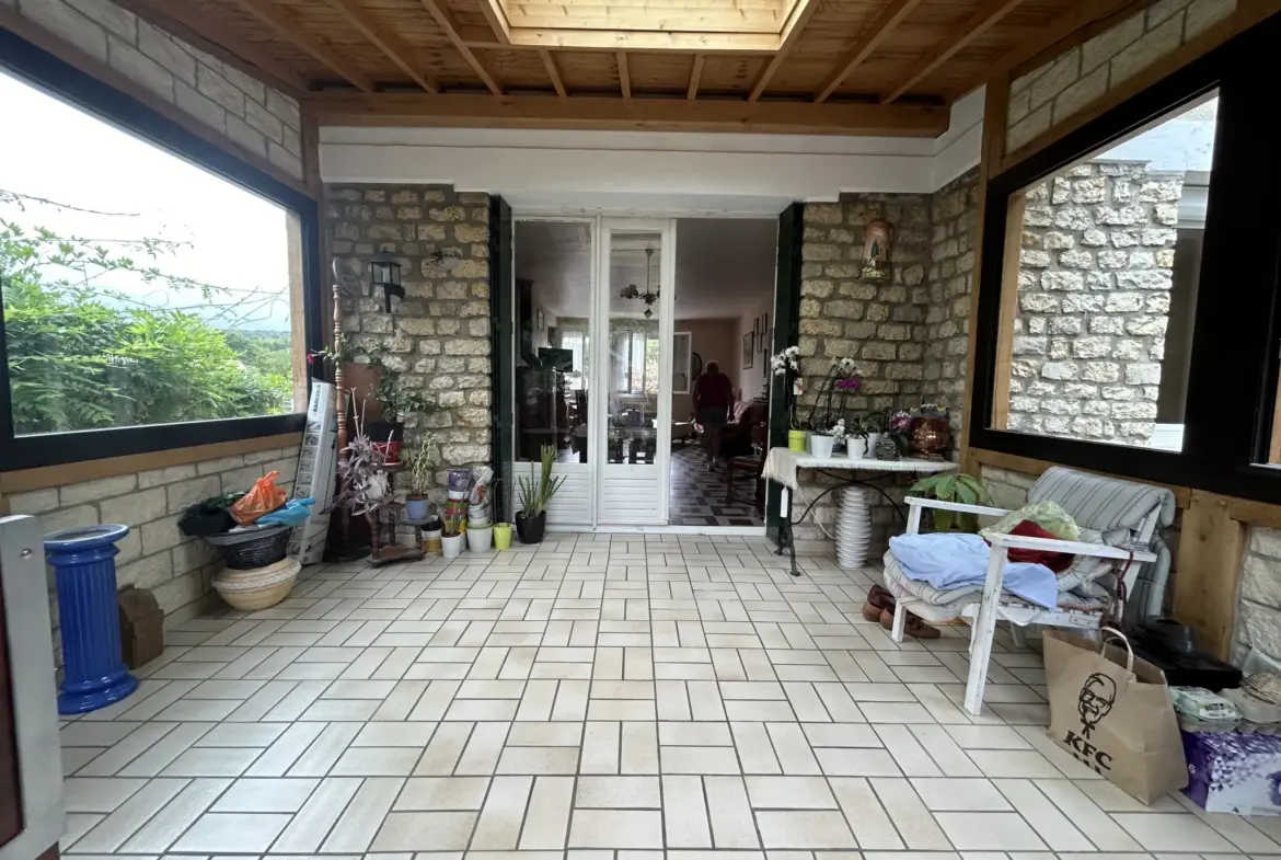 À vendre : Appartement spacieux de 164 m² à Janville-sur-Juine avec jardin 