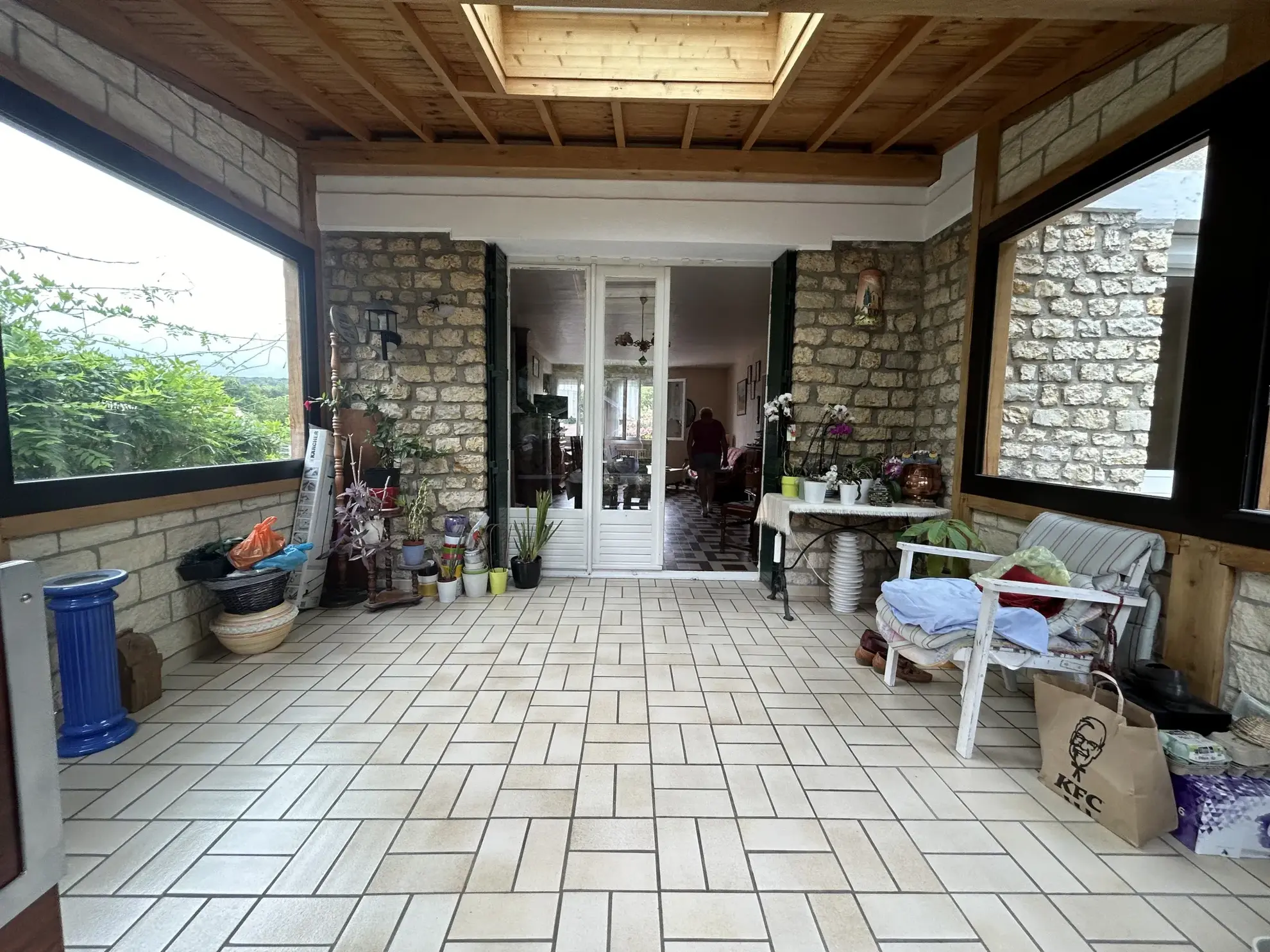 À vendre : Appartement spacieux de 164 m² à Janville-sur-Juine avec jardin 