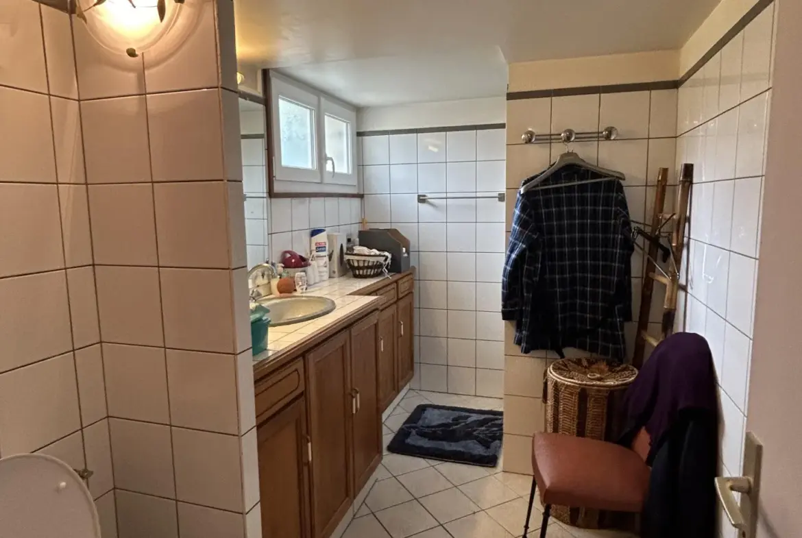 À vendre : Appartement spacieux de 164 m² à Janville-sur-Juine avec jardin 