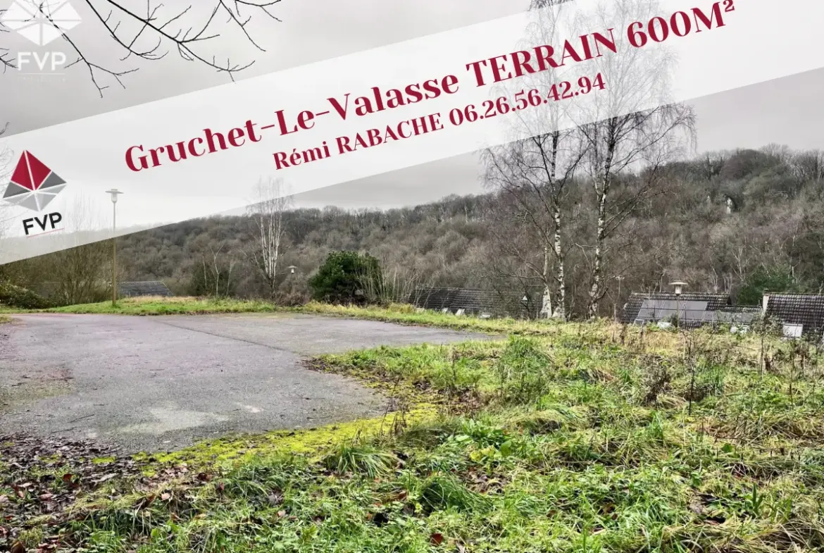 Terrain constructible de 600 m² à vendre à Gruchet-le-Valasse 