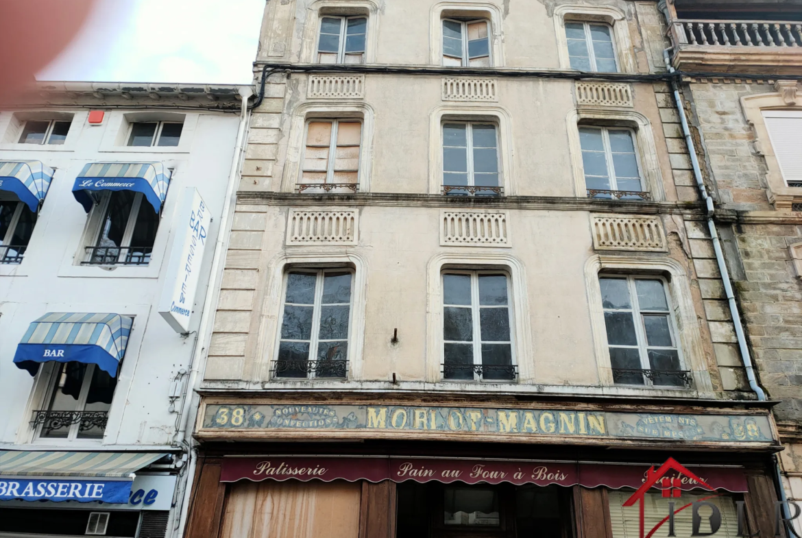 Immeuble de caractère à rénover à Bourbonne les Bains 