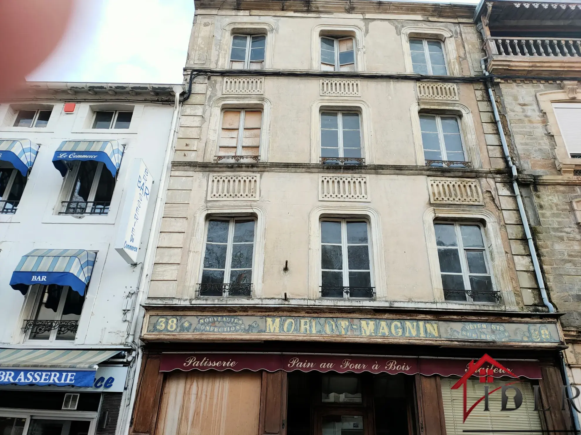 Immeuble de caractère à rénover à Bourbonne les Bains 